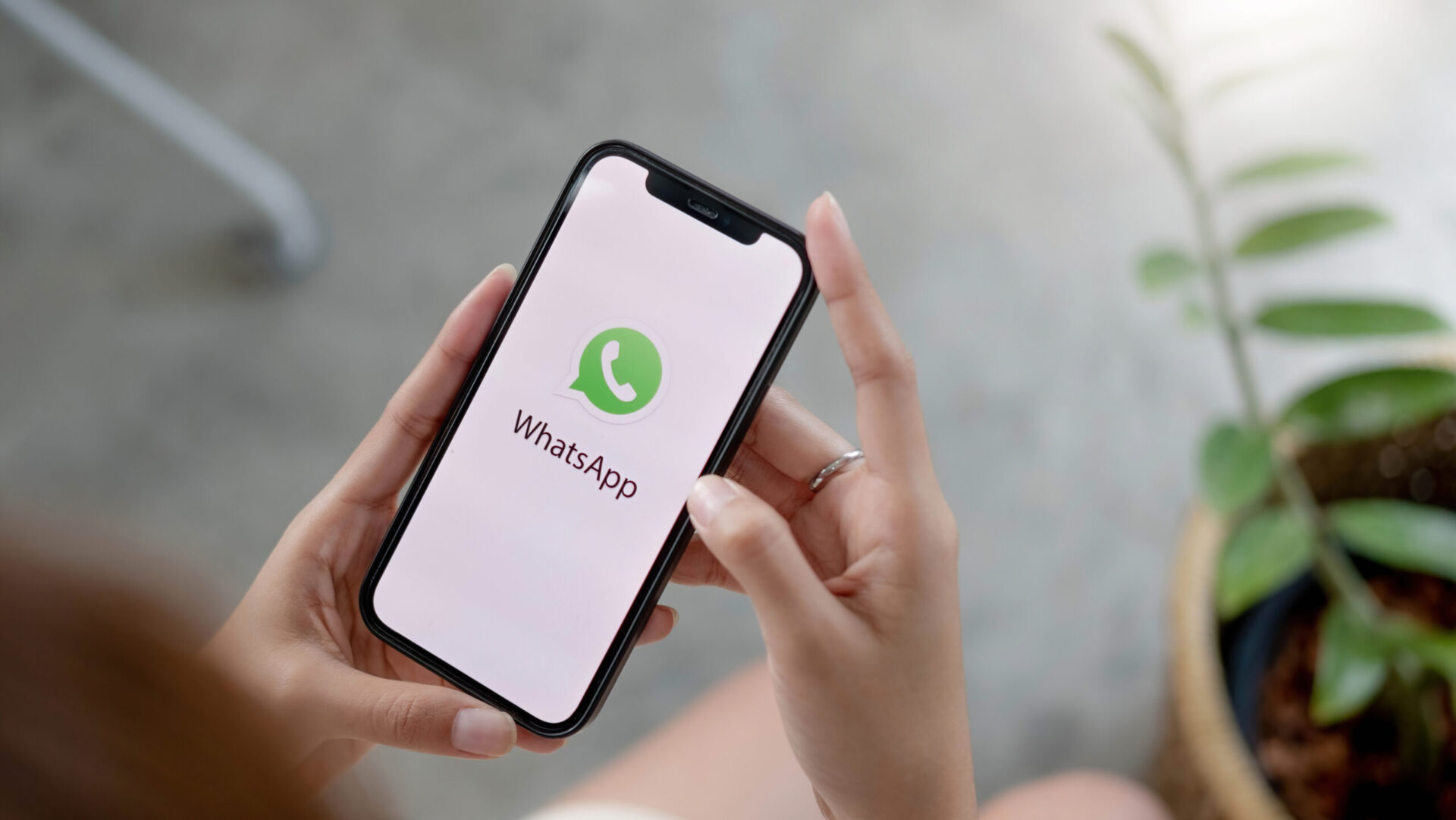 Read more about the article How Silent Whisper (a New Tracking Technique) Reveals Your WhatsApp Routines — and How to Spot It