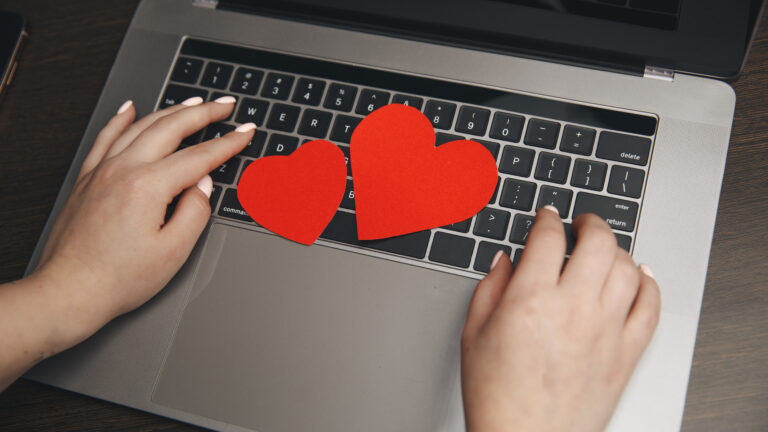 Read more about the article Romance Scams in 2026 — From Fake Profiles to Crypto Requests